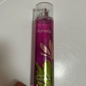 Bath and Body Plumeria body mist